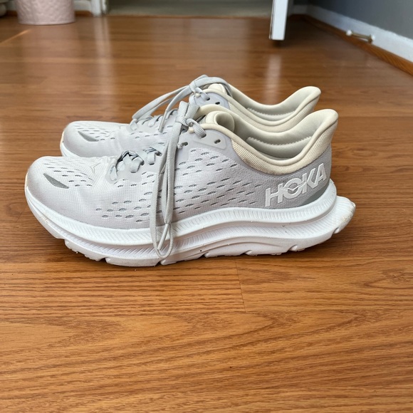 Hoka Shoes - Hoka Kawana